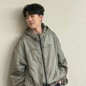 王艳又紧又大又湿又爽小视频
